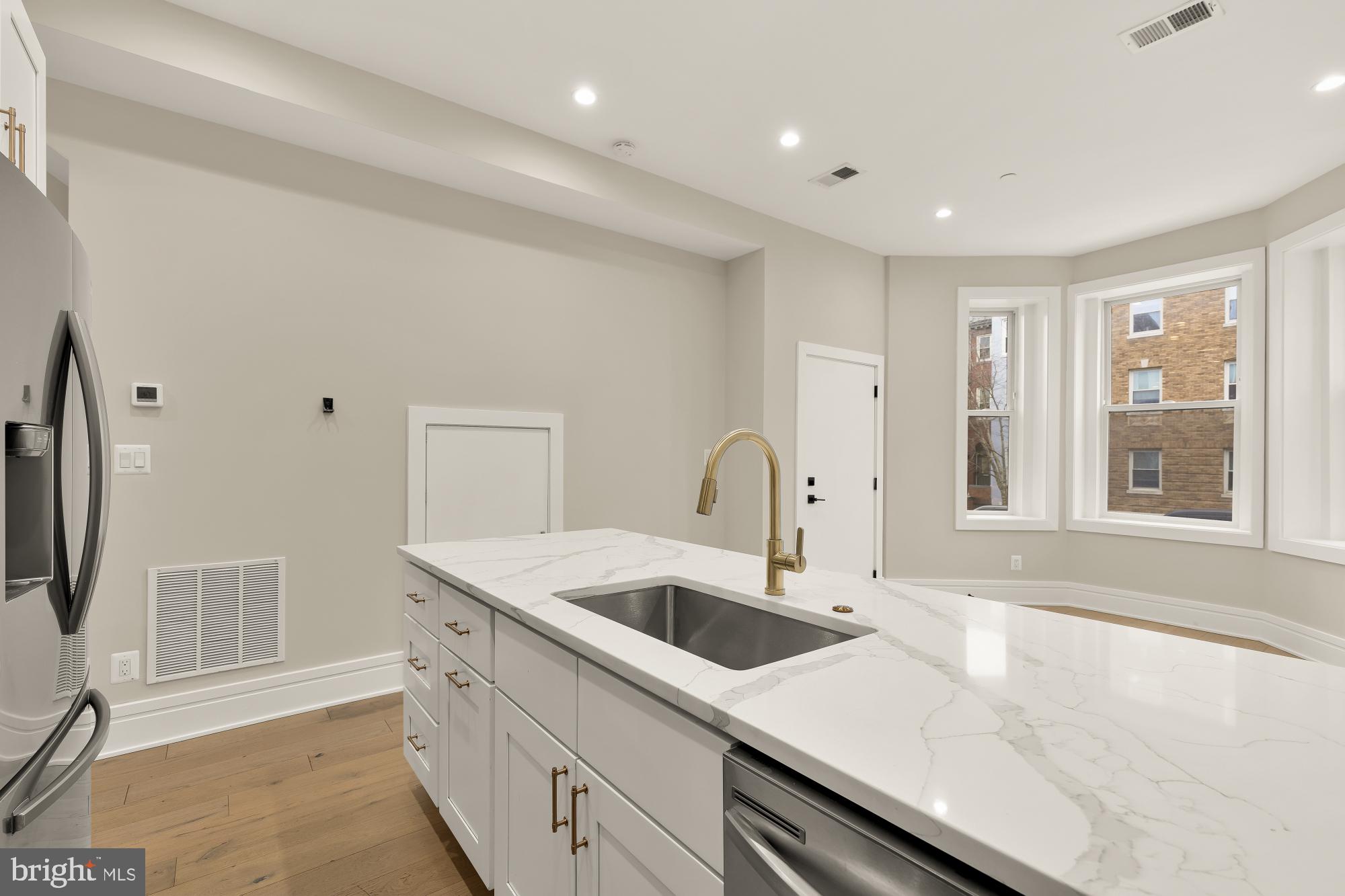 1310 Park Road Northwest Washington, DC 20010 - Photo 8 of 20