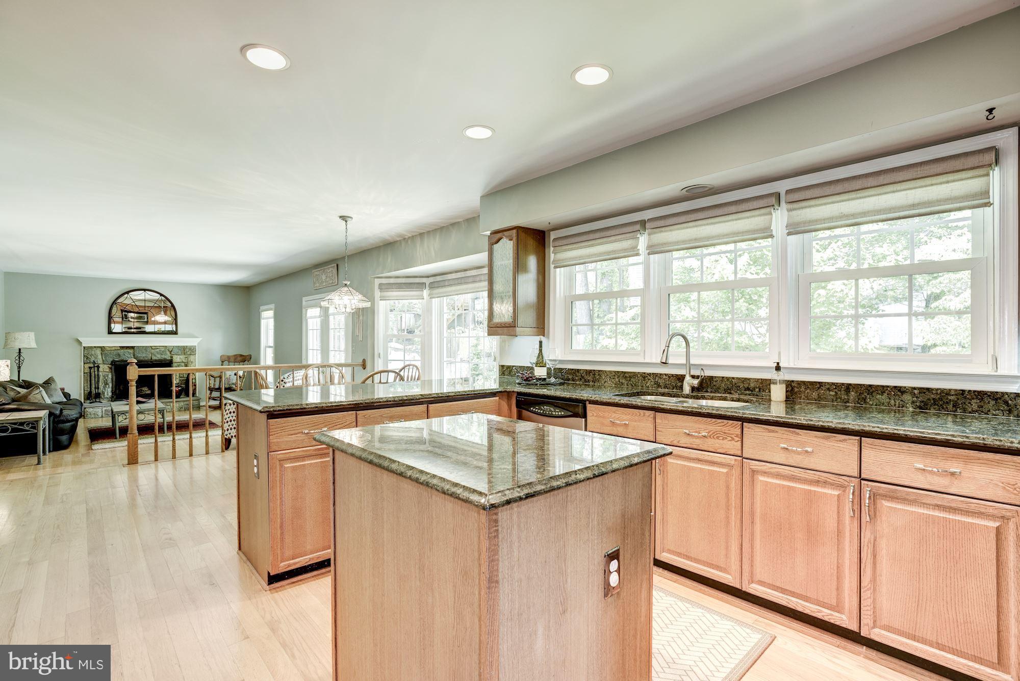 12586 Rock Ridge Road Herndon, VA 20170 - Photo 23 of 67 Gallery Image 23