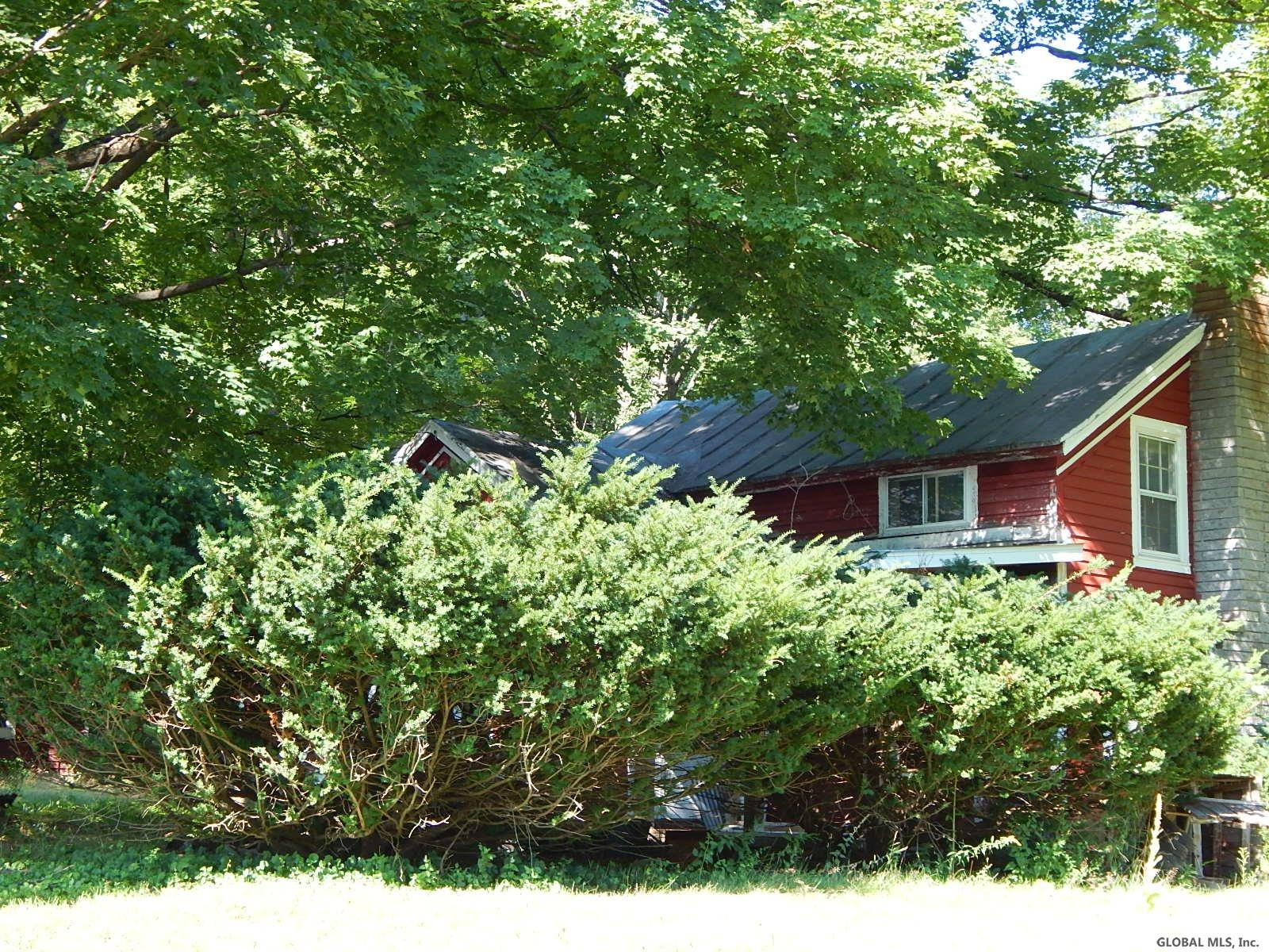 34 Wilton Road Greenfield, NY 12833 - Photo 5 of 13 Photo 5