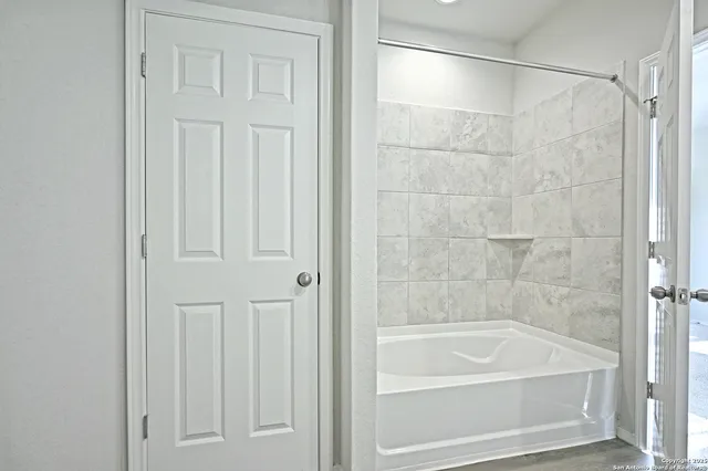 $1,695 | 1409 Coffee Tree Drive, New Braunfels, TX 78130