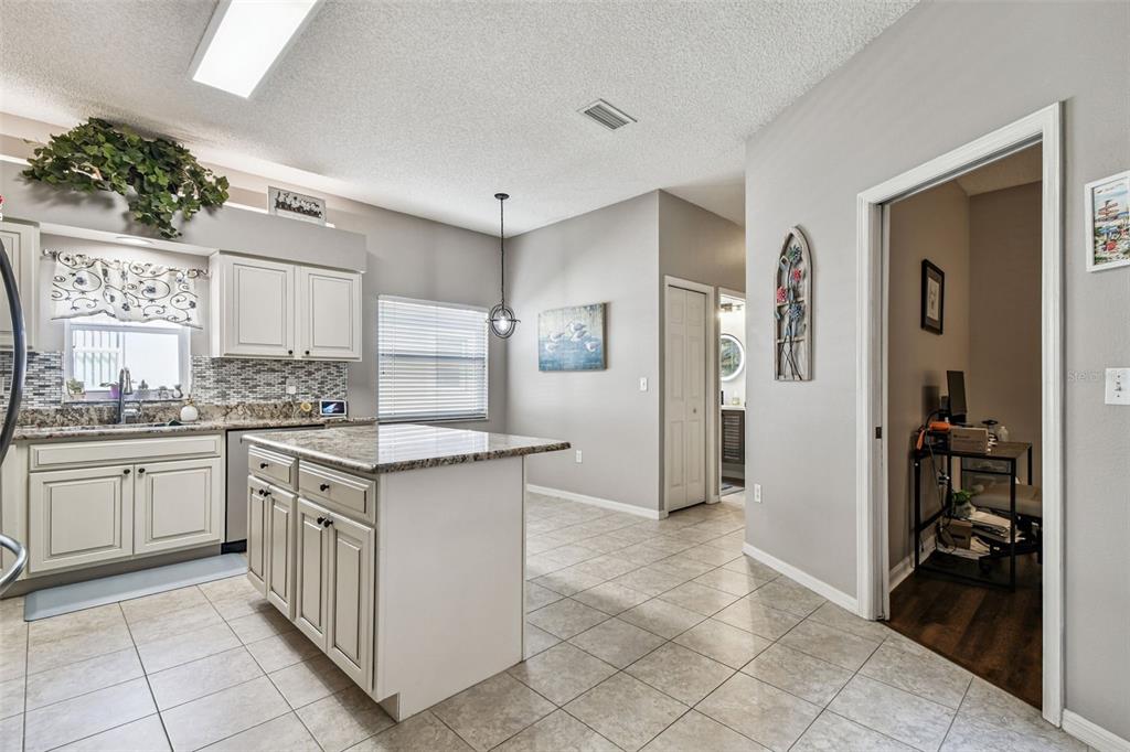 3892 Timber Ridge Court Palm Harbor, FL 34685 - Photo 12 of 55