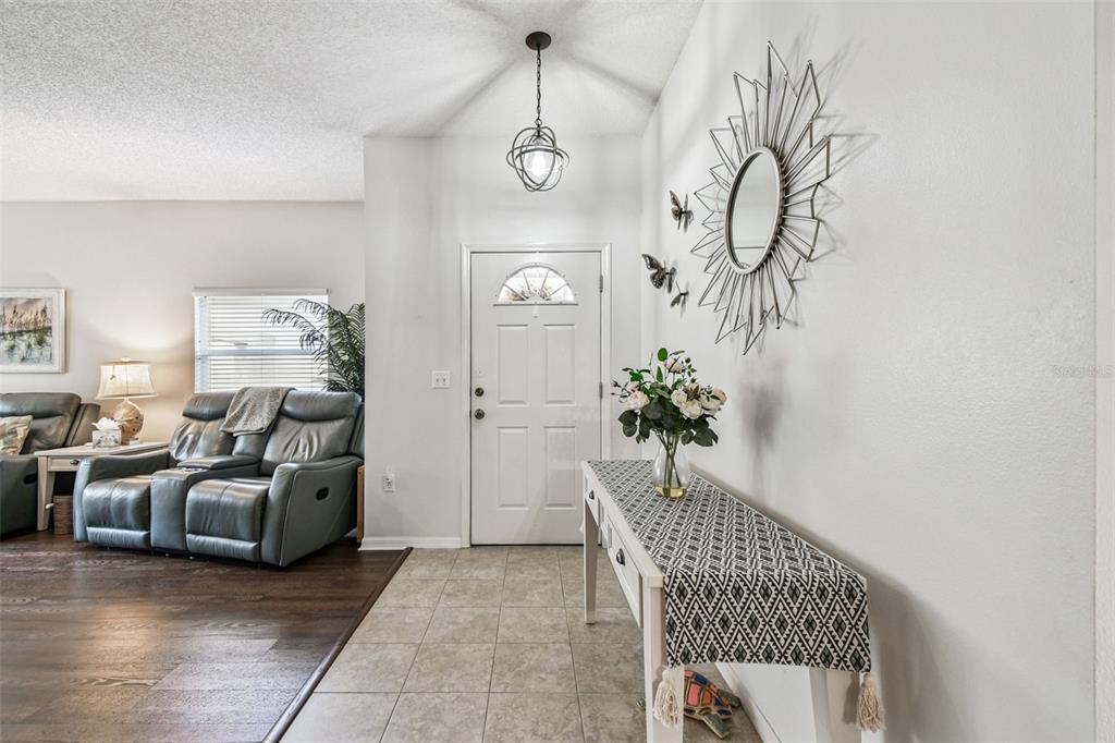 3892 Timber Ridge Court Palm Harbor, FL 34685 - Photo 5 of 55