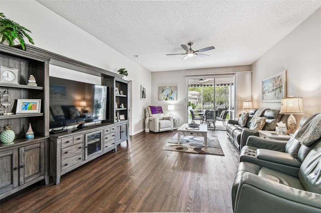 3892 Timber Ridge Court Palm Harbor, FL 34685 - Photo 6 of 55