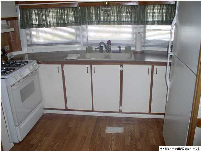 210 Roberts Road Toms River, NJ 08755 - Photo 3 of 10 Additional Photo