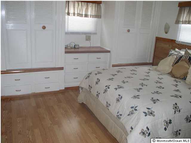 210 Roberts Road Toms River, NJ 08755 - Photo 6 of 10 Additional Photo