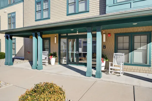 a view of a building entrance
