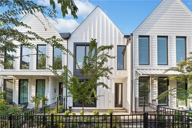 $3,200 | 104 Pearl Street, Woodstock, GA 30188