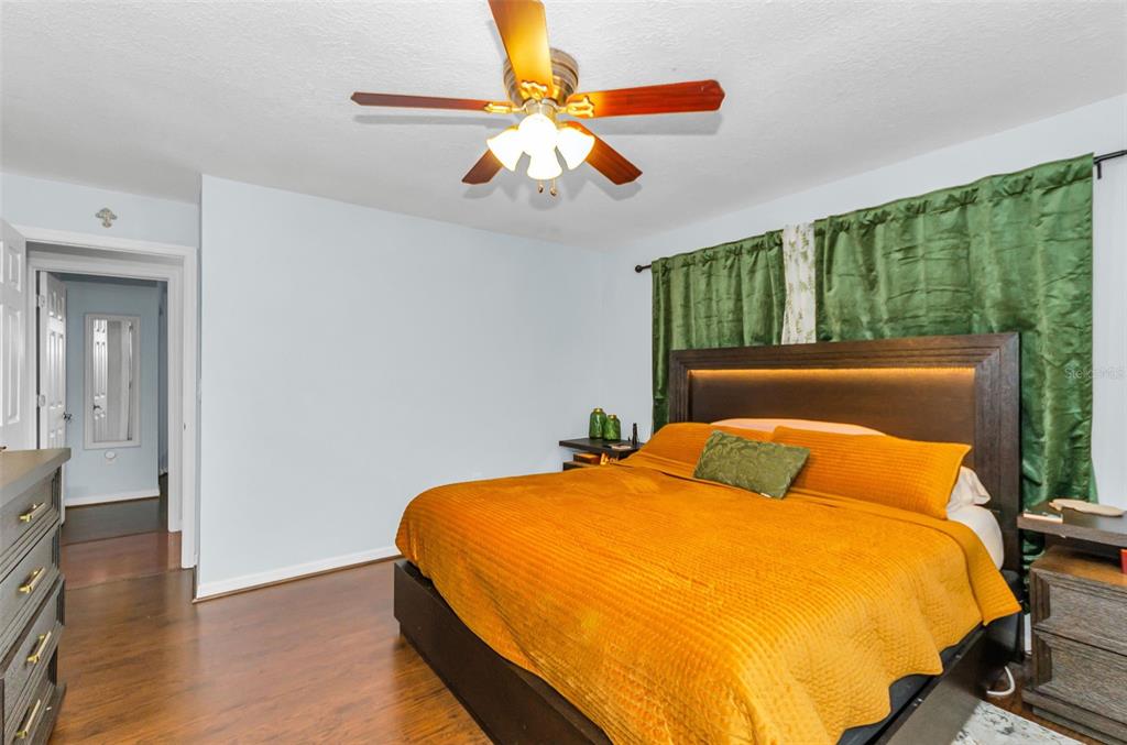 1760 East Orangeside Road Palm Harbor, FL 34683 - Photo 17 of 36 Gallery Image 17