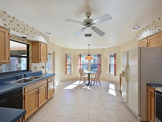 $375,000 | 4518 30th St Circle East, Bradenton, FL 34203