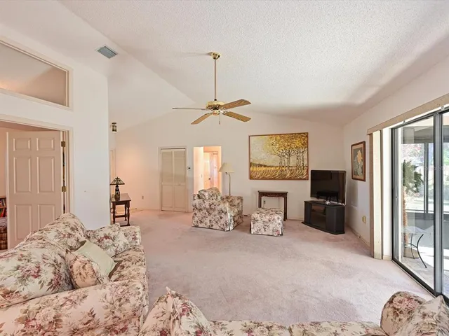 $375,000 | 4518 30th St Circle East, Bradenton, FL 34203
