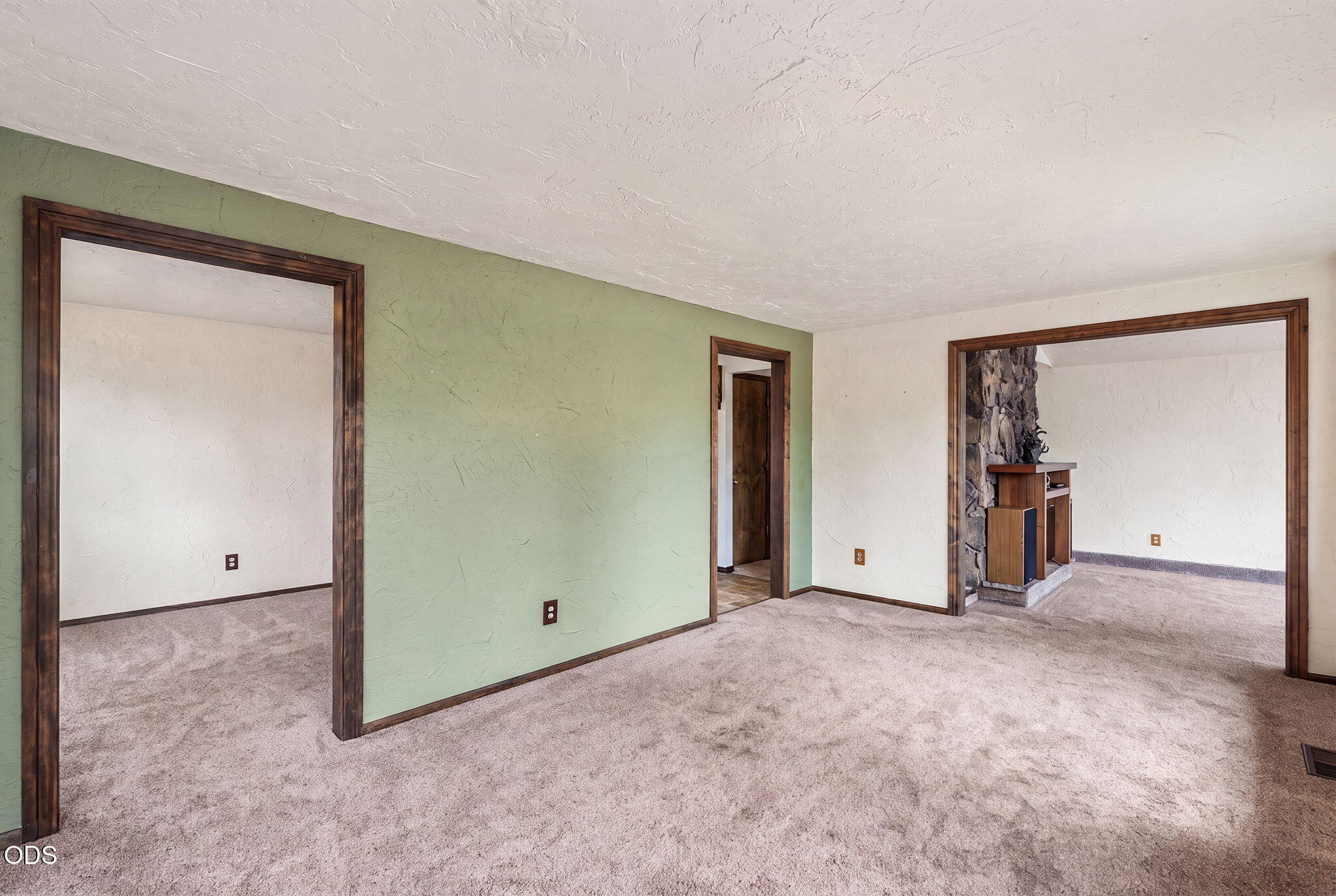 64699 McGrath Road Bend, OR 97701 - Photo 9 of 44