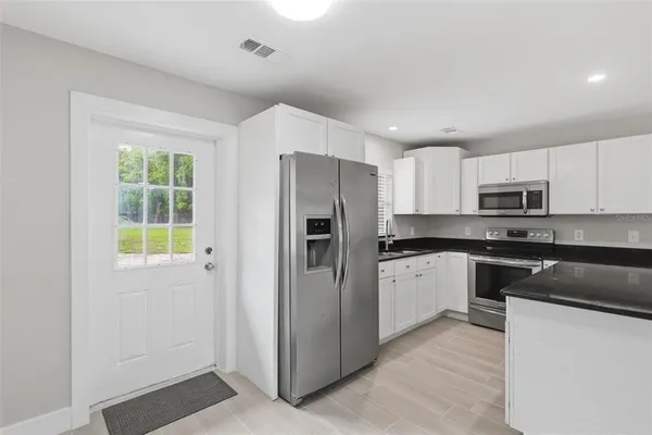 $3,000 | 550 East Minnesota Avenue, Orange City, FL 32763