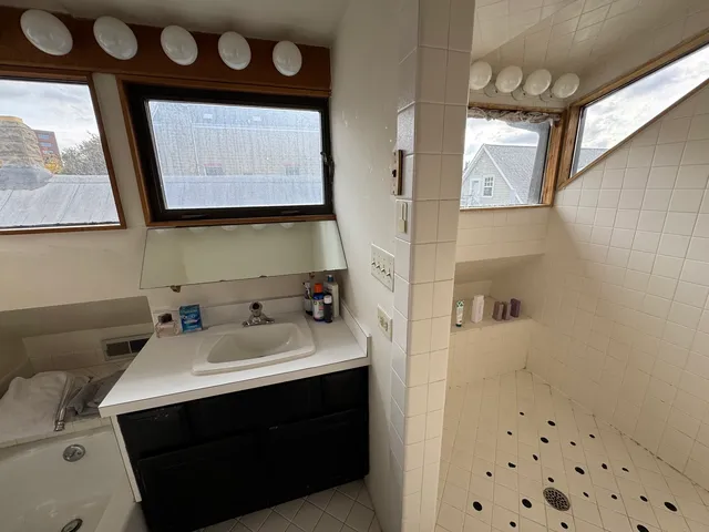 $1,320,000 | 2742 North Kenmore Avenue, Chicago, IL 60614