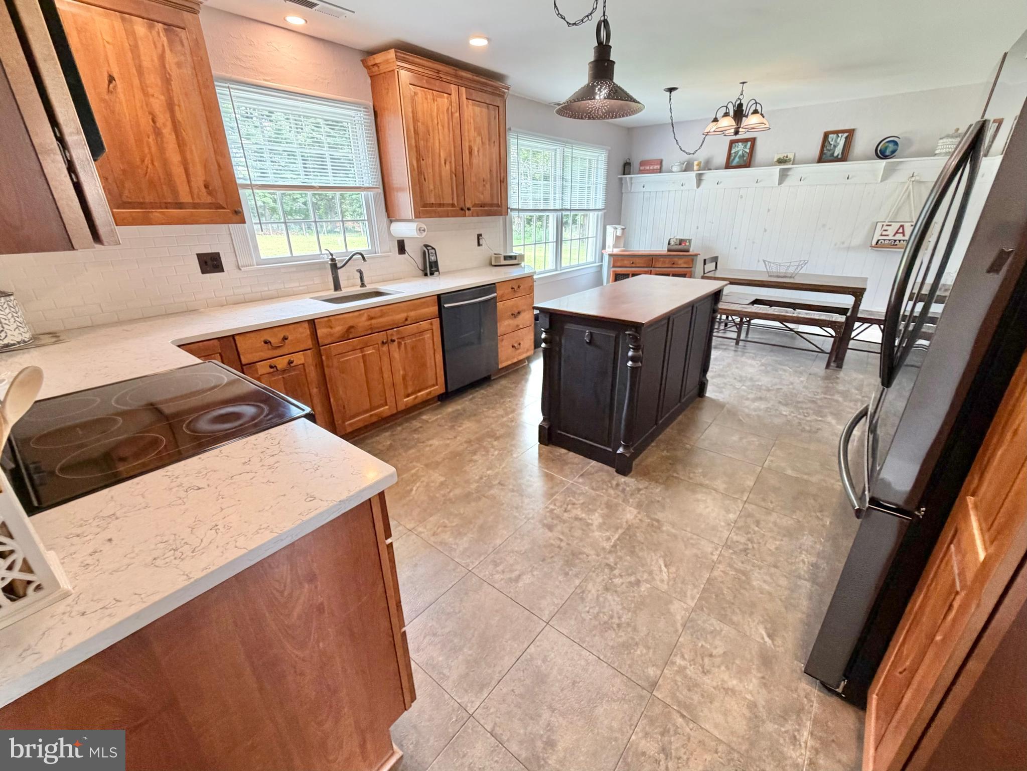 2291 Monmouth Road Jobstown, NJ 08041 - Photo 7 of 66 Gallery Image 7