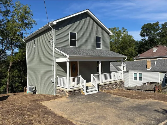 $225,000 | 409 North Jefferson Avenue, Canonsburg, PA 15317