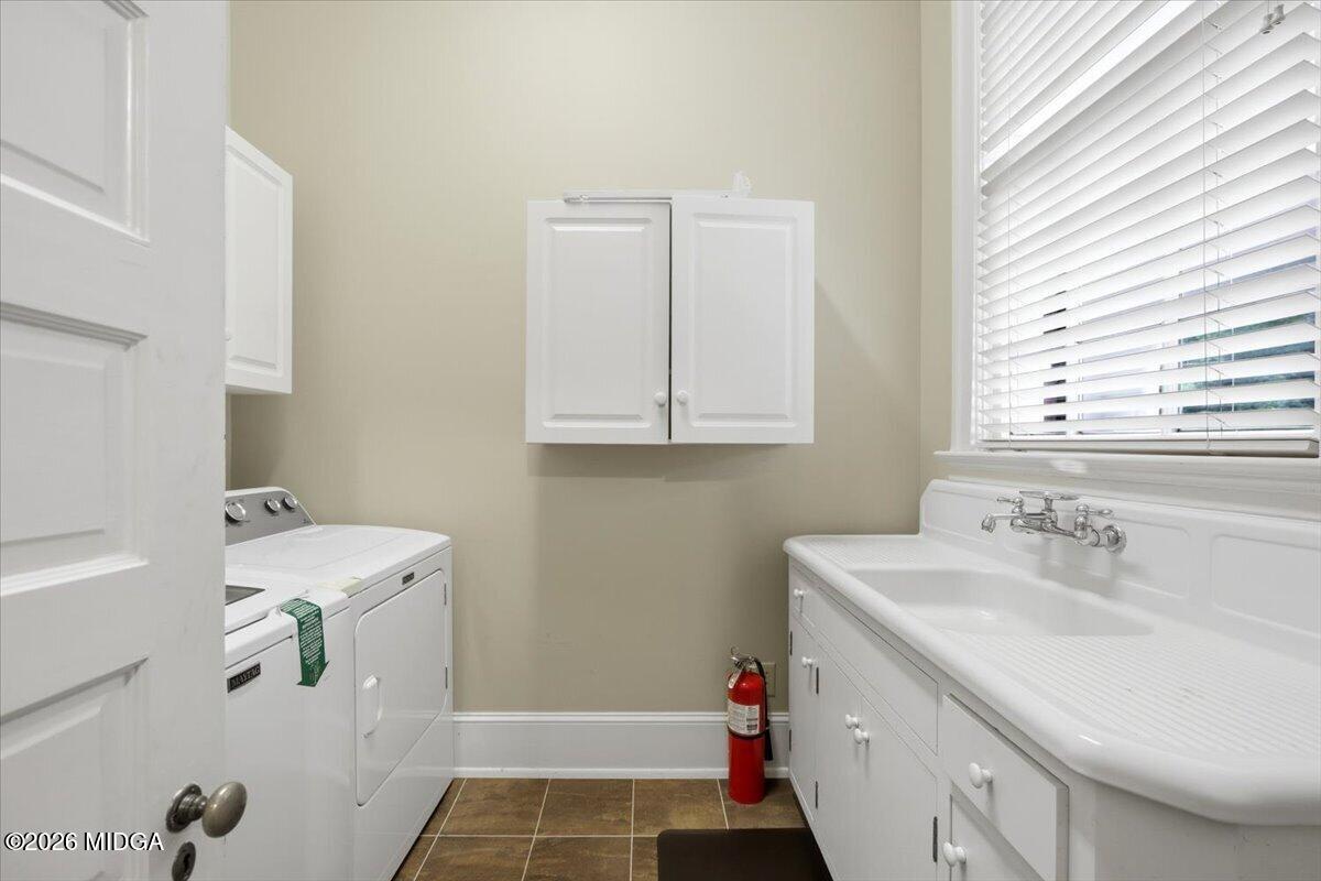 4727 Rivoli Drive Macon, GA 31210 - Photo 30 of 52 01-W7A6429