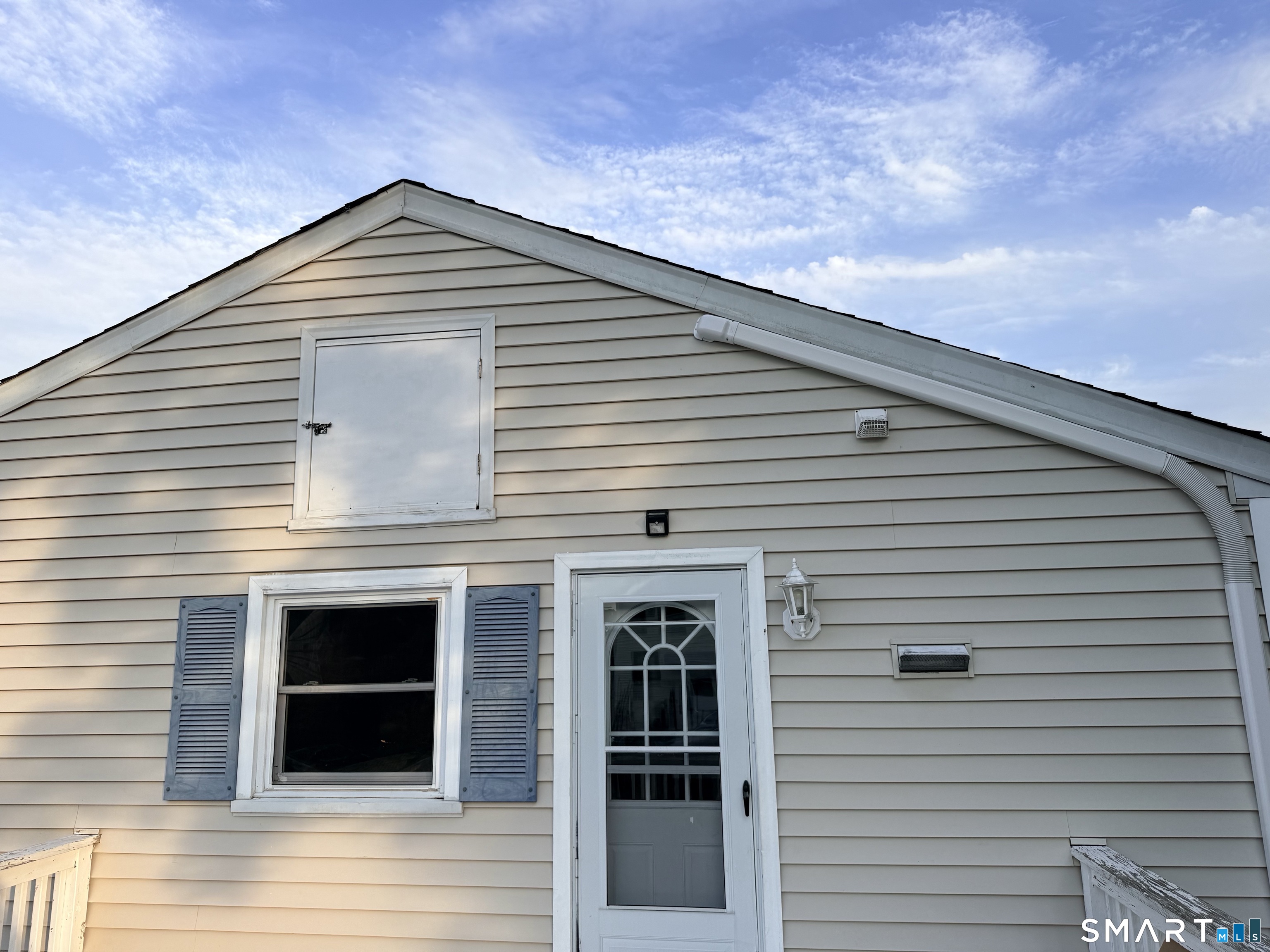 4 Ray Street Seymour, CT 06483 - Photo 2 of 16