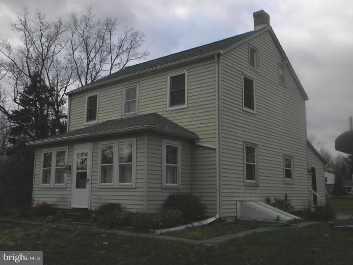 377 Morwood Road Telford, PA 18969 - Photo 1 of 20 Exterior Front
