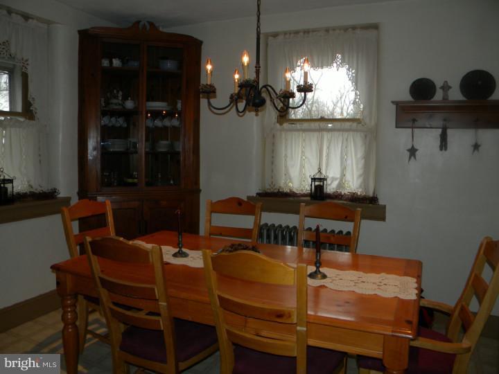 377 Morwood Road Telford, PA 18969 - Photo 3 of 20 Dining Room