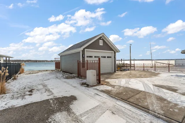 $5,500 | 8515 West 132nd Avenue, Cedar Lake, IN 46303