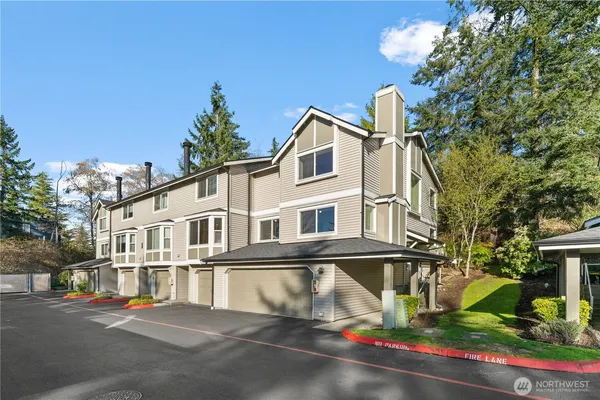 $515,000 | 16101 Bothell Everett Highway, Unit I5, Mill Creek, WA 98012