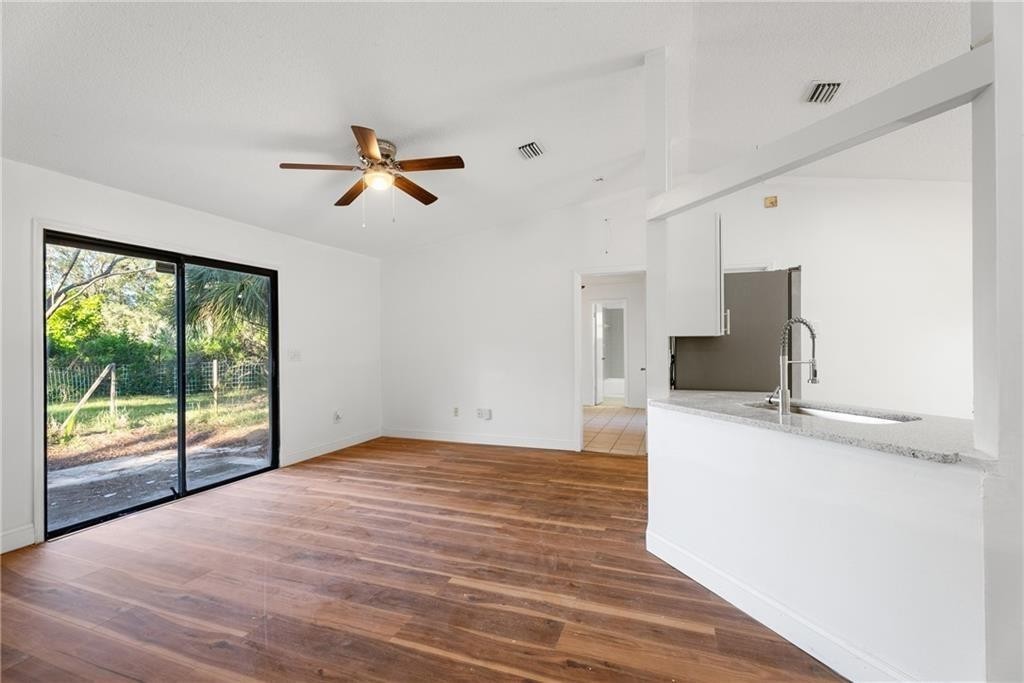 278 San Marino Road Southwest Palm Bay, FL 32908 - Photo 7 of 21