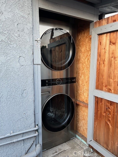 504 S Harbor Fullerton, CA 92832 - Photo 14 of 19 a bathroom with a toilet and a sink