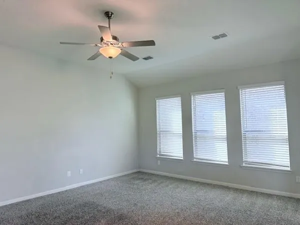 a view of empty room with window