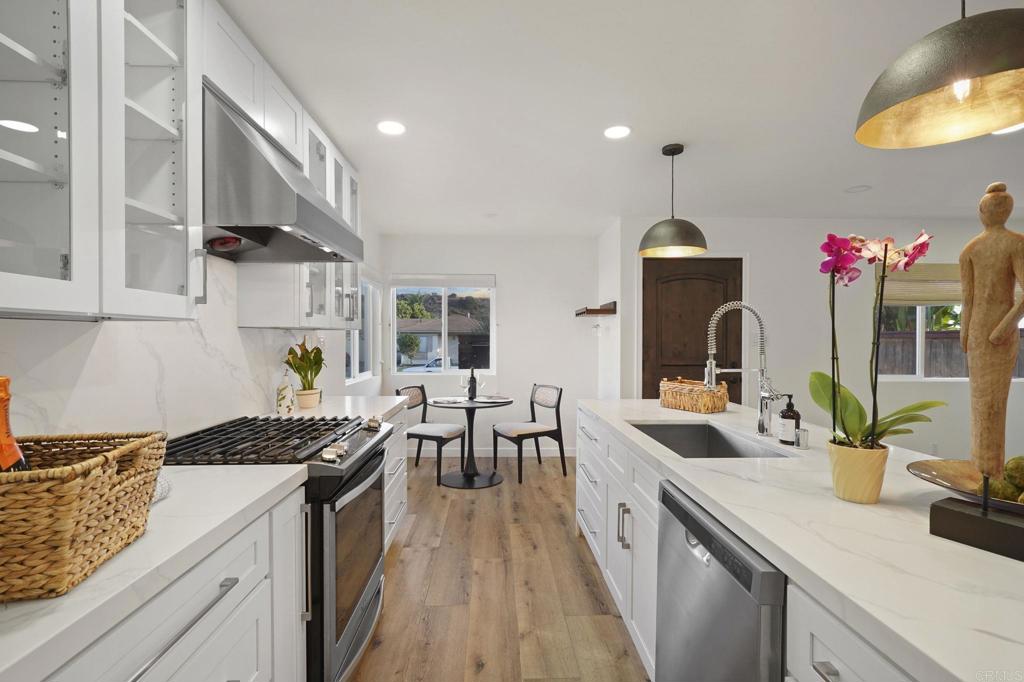 742 Snapdragon Street Encinitas, CA 92024 - Photo 8 of 51