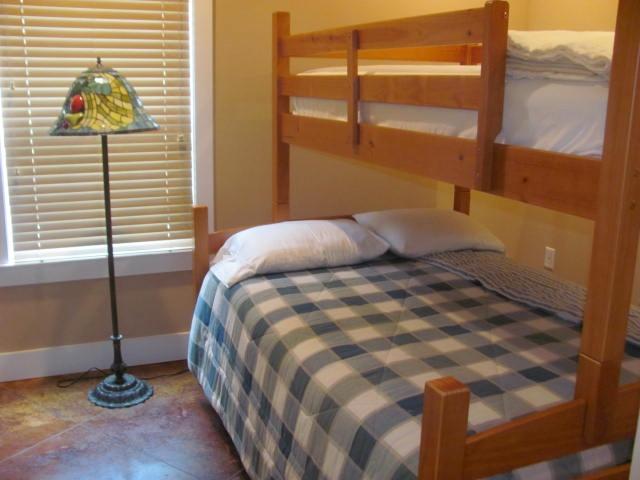 575 Forrest Oak Road DeFuniak Springs, FL 32435 - Photo 13 of 27 Gallery Image 13