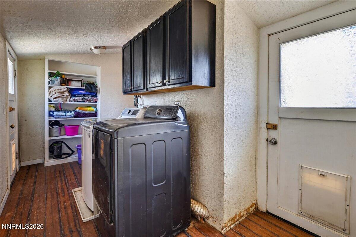 270 Vine Street Fernley, NV 89408 - Photo 28 of 28 a utility room with fridge dryer and washer