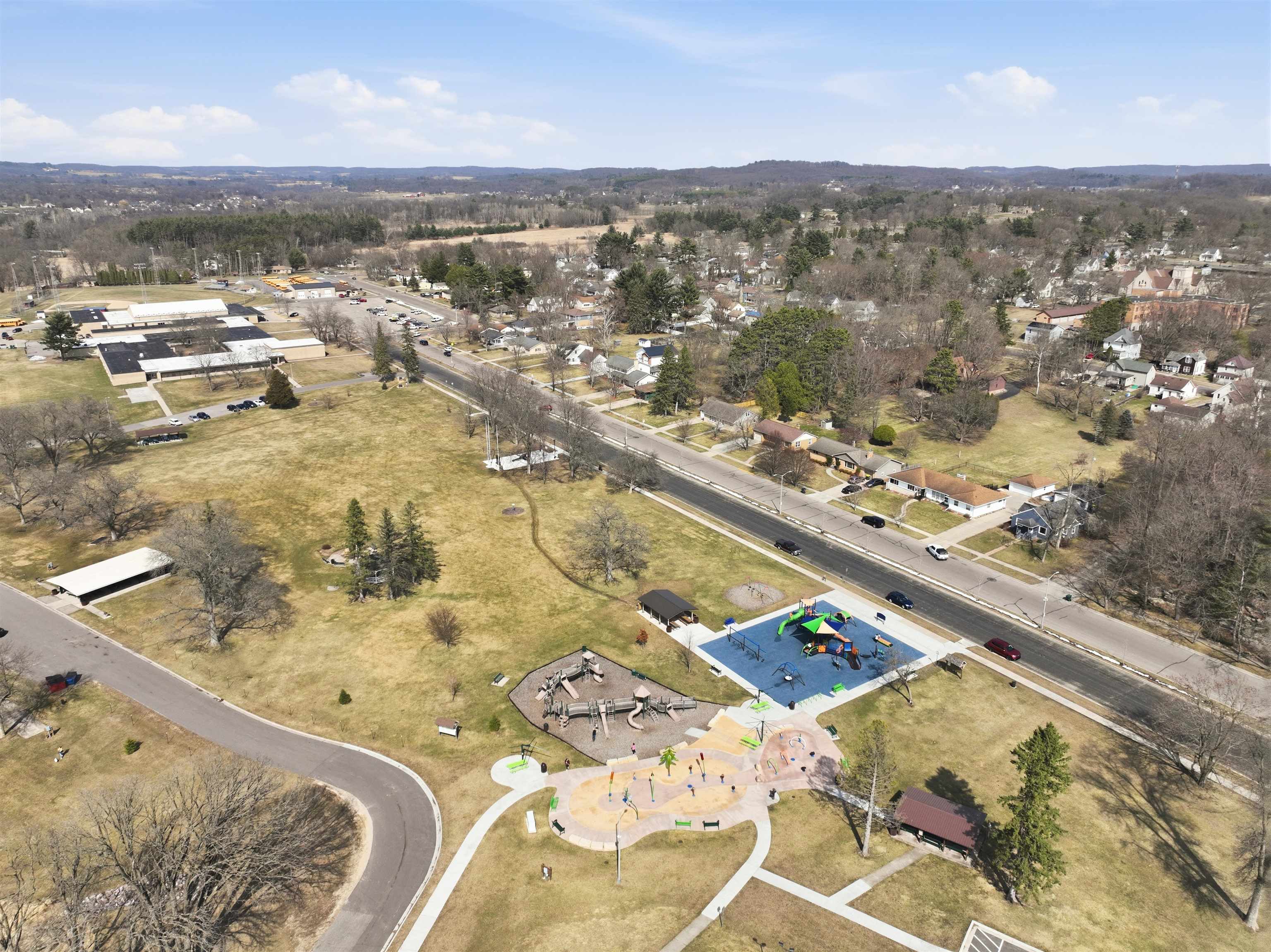 504 North Webb Avenue Reedsburg, WI 53959 - Photo 13 of 45