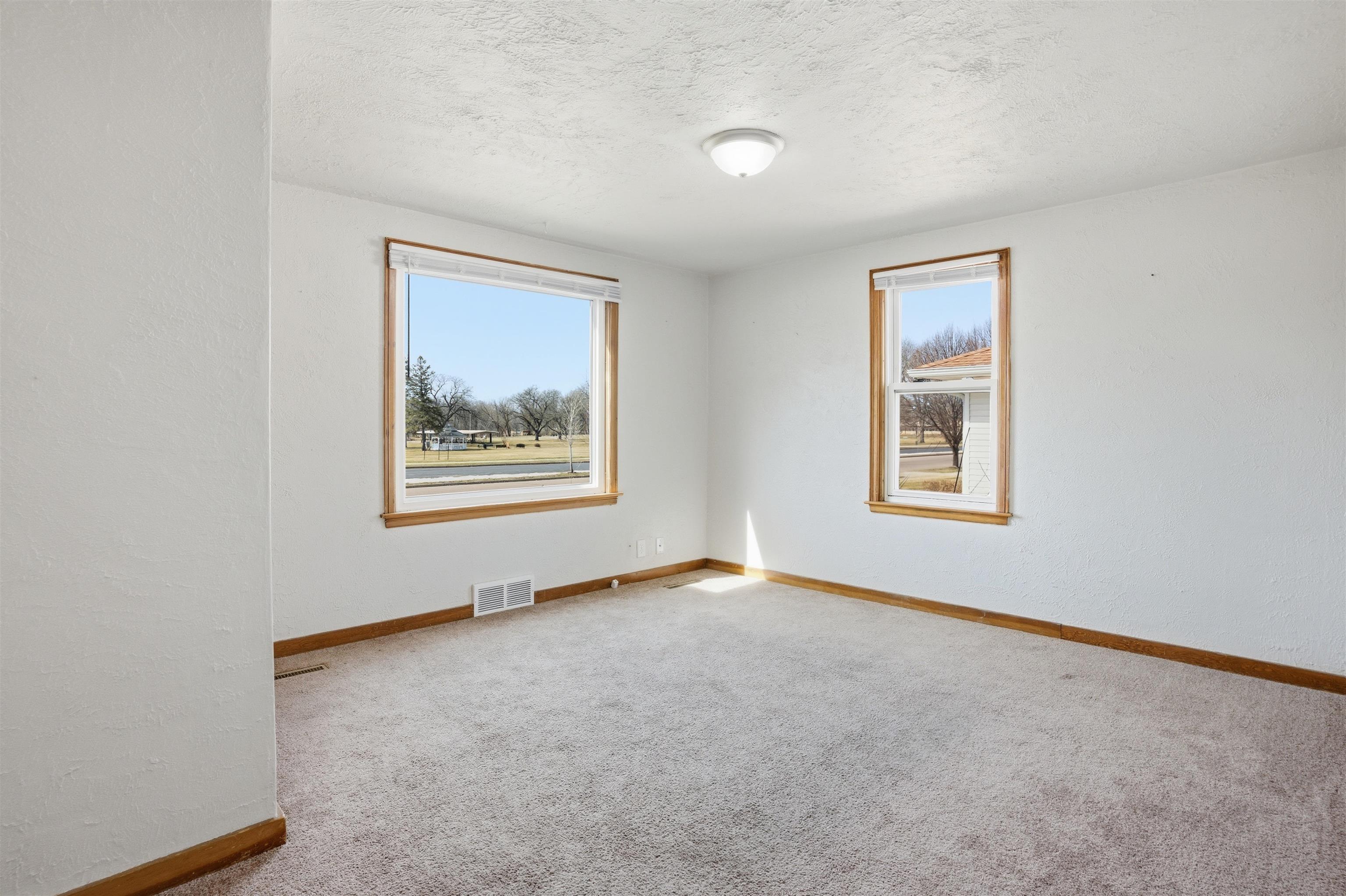 504 North Webb Avenue Reedsburg, WI 53959 - Photo 27 of 45