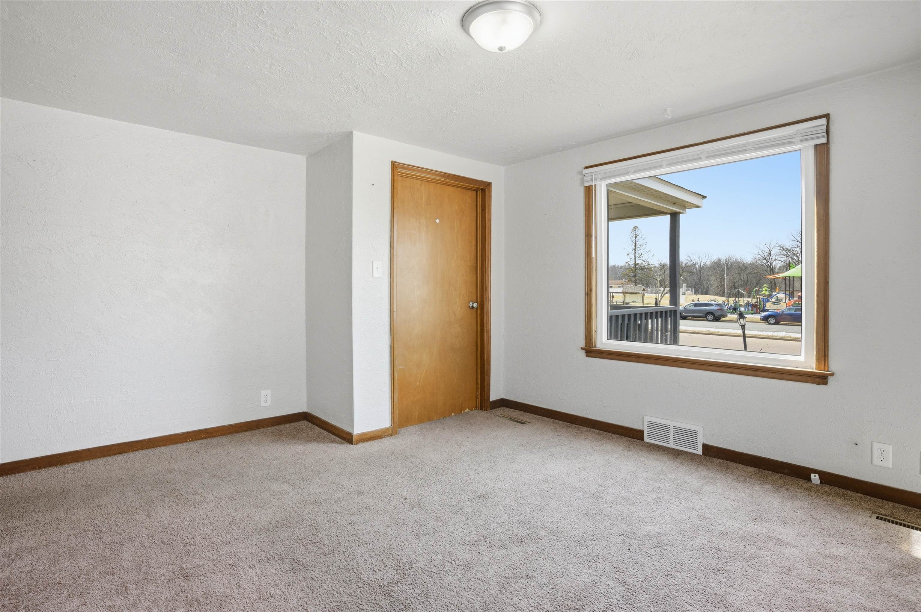 504 North Webb Avenue Reedsburg, WI 53959 - Photo 28 of 45