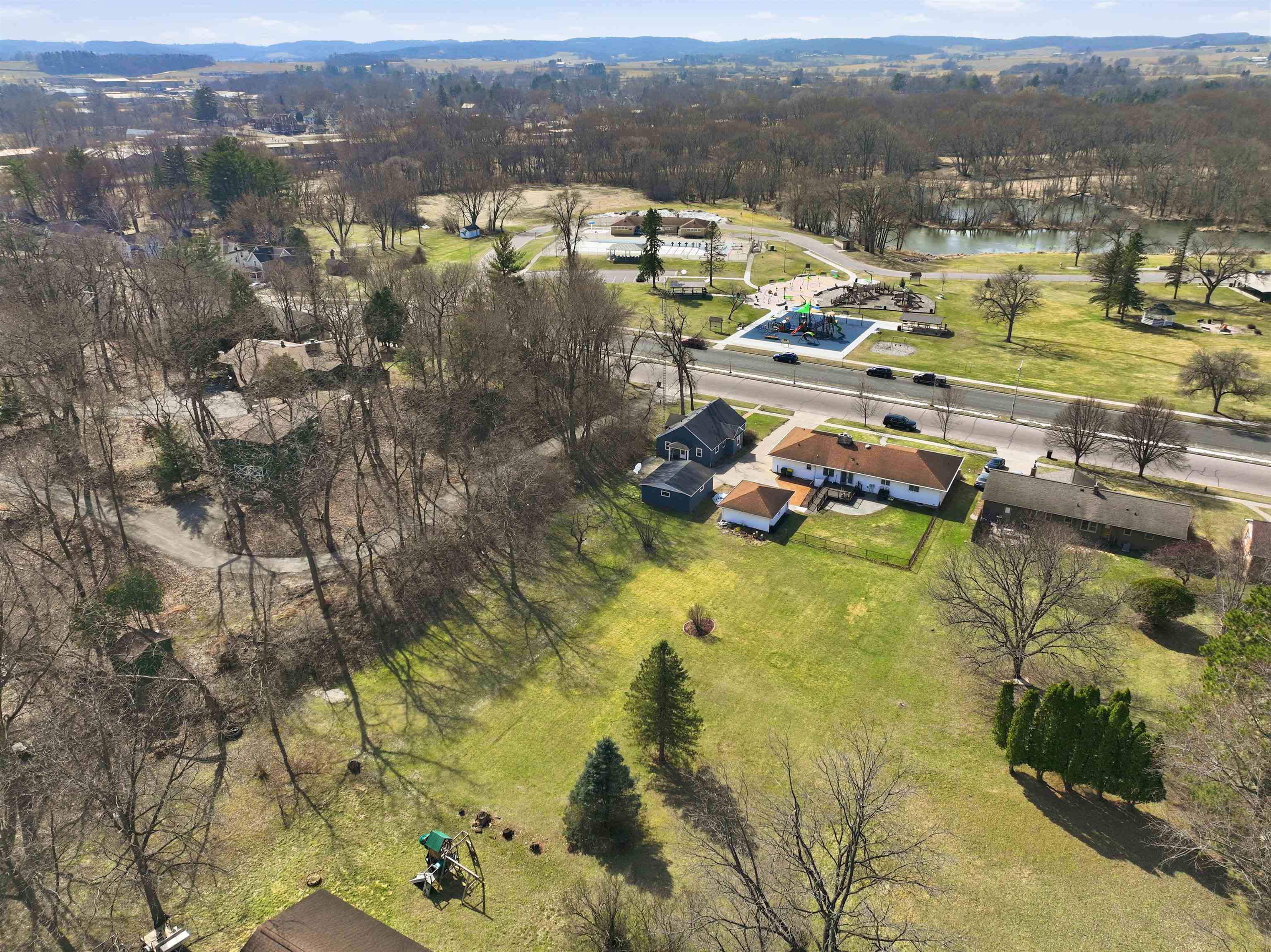 504 North Webb Avenue Reedsburg, WI 53959 - Photo 7 of 45