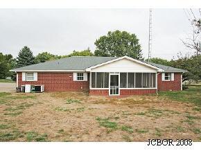 620 Bloomington Road Brownstown, IN 47220 - Photo 2 of 7 Gallery Image 2