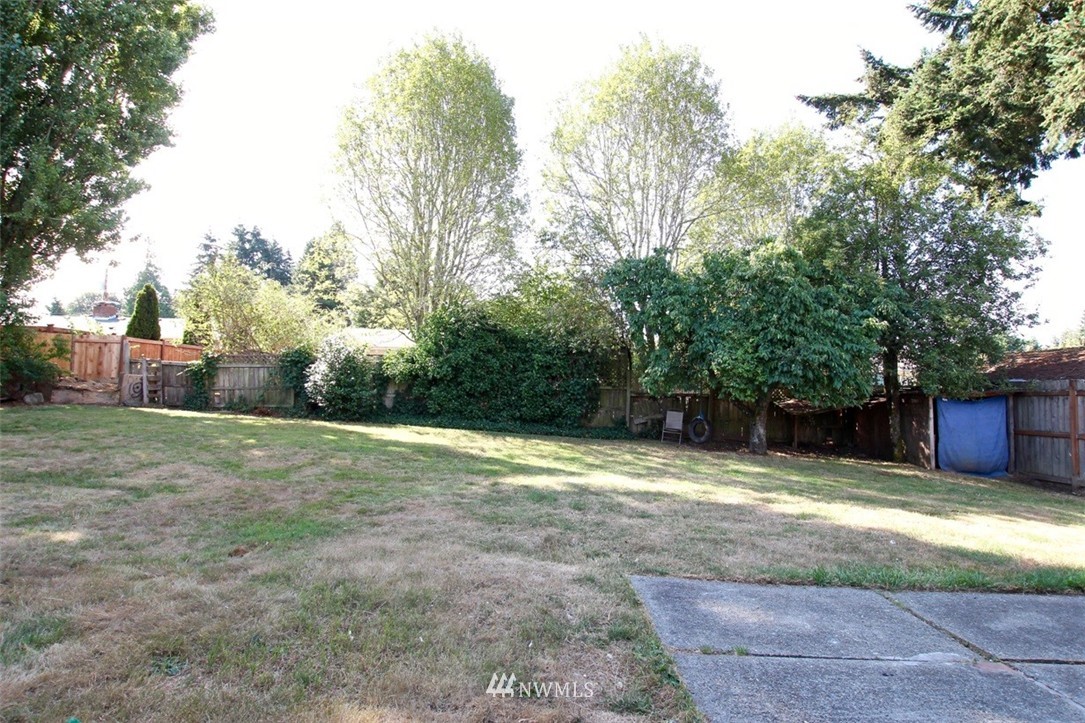10819 Southeast 180th Place Renton, WA 98055 - Photo 12 of 14 Gallery Image 12