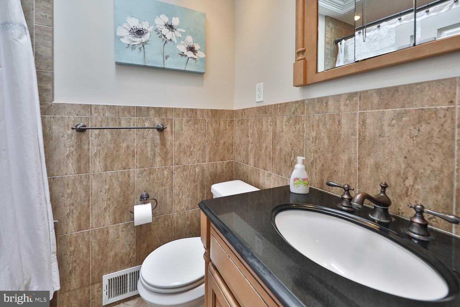 3603 Merrick Road Philadelphia, PA 19129 - Photo 15 of 22 Gallery Image 15