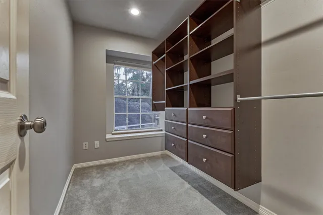 $647,000 | 151 Bristol Bend Circle, The Woodlands, TX 77382