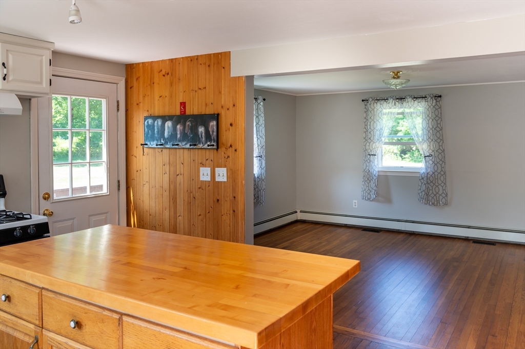 72 New Street Rehoboth, MA 02769 - Photo 9 of 42