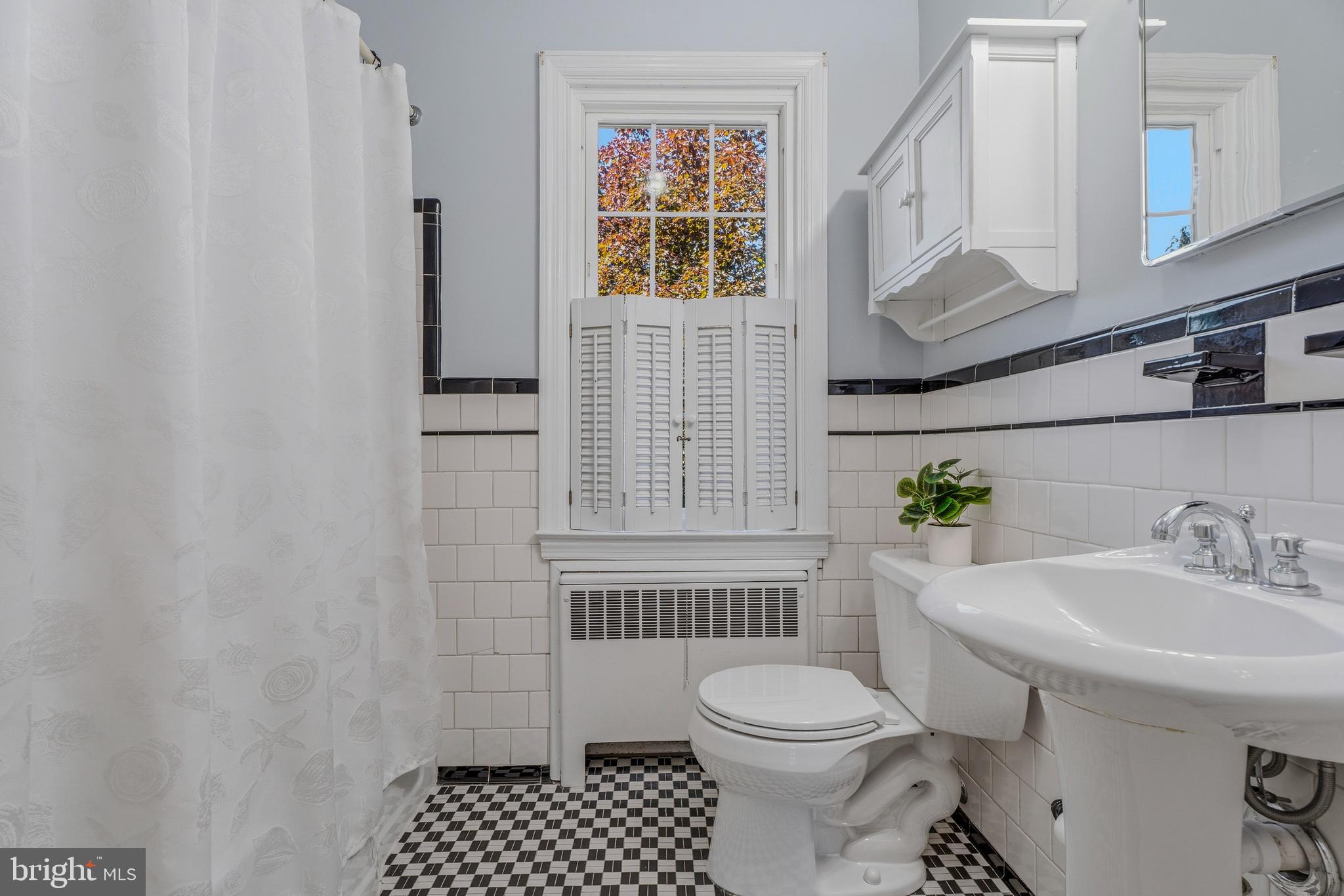 209 Burke Avenue Baltimore, MD 21286 - Photo 17 of 34