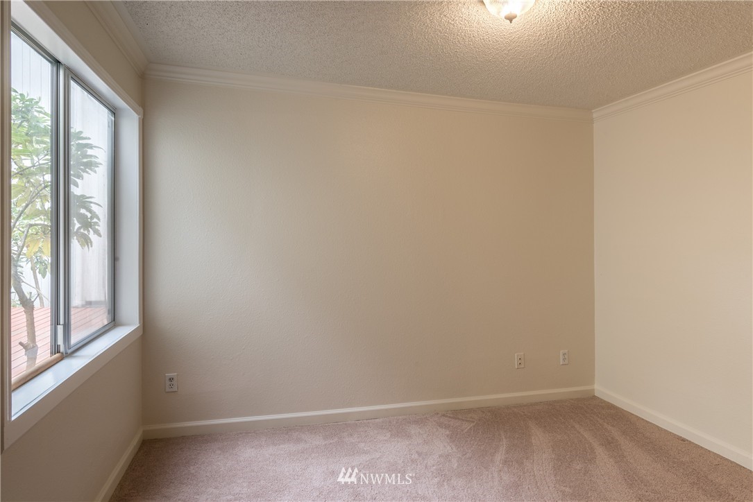 7901 196th Street Southwest, Unit 5 Edmonds, WA 98026 - Photo 15 of 18 Gallery Image 15