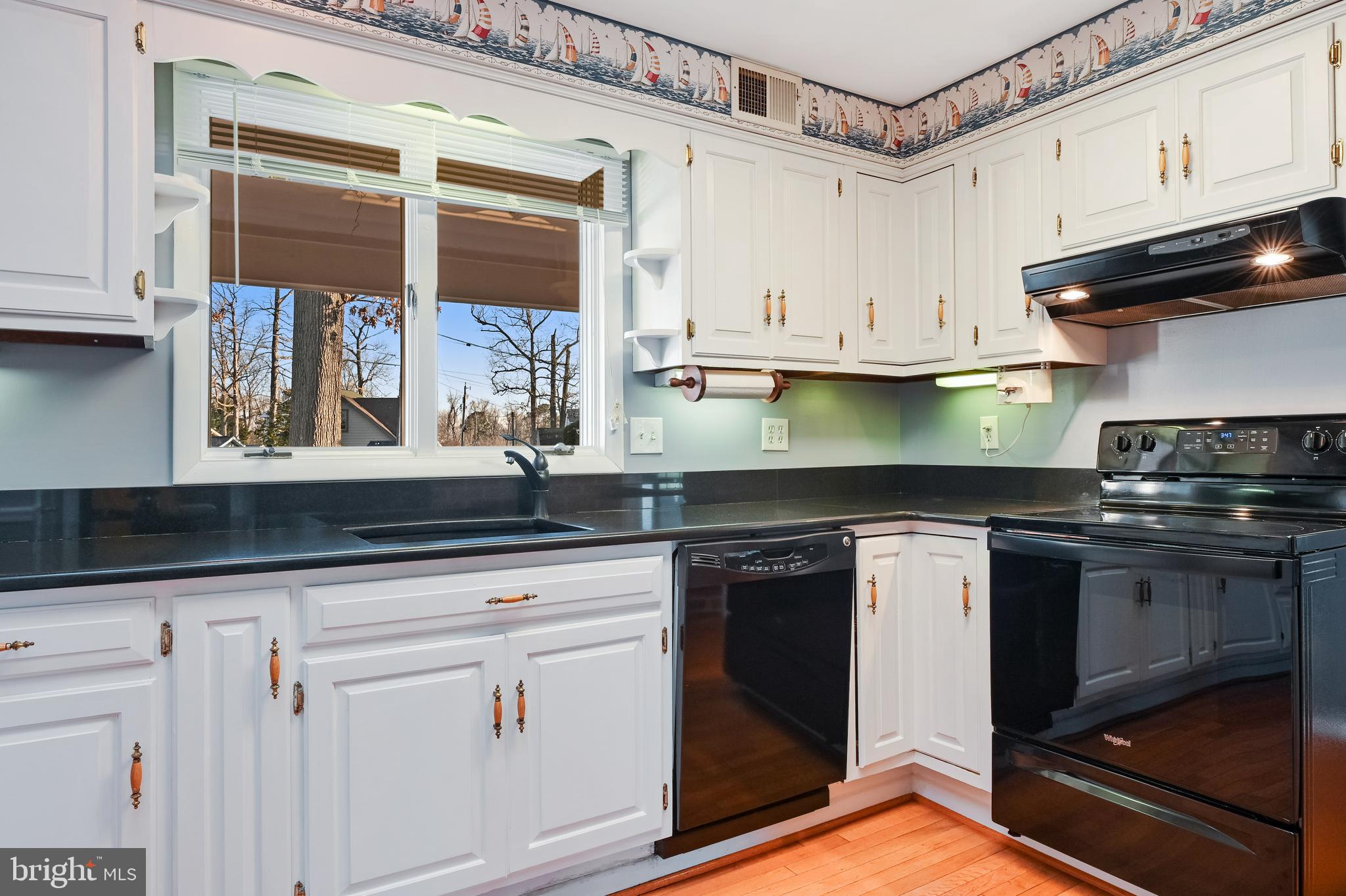 334 Riverside Road Edgewater, MD 21037 - Photo 10 of 53 Gallery Image 10