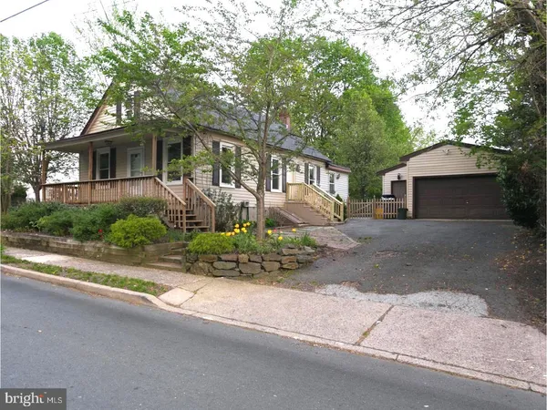 $3,400 | 85 Lawn Park Avenue, Lawrence Township, NJ 08648