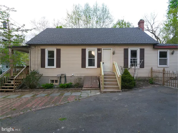 $3,400 | 85 Lawn Park Avenue, Lawrence Township, NJ 08648