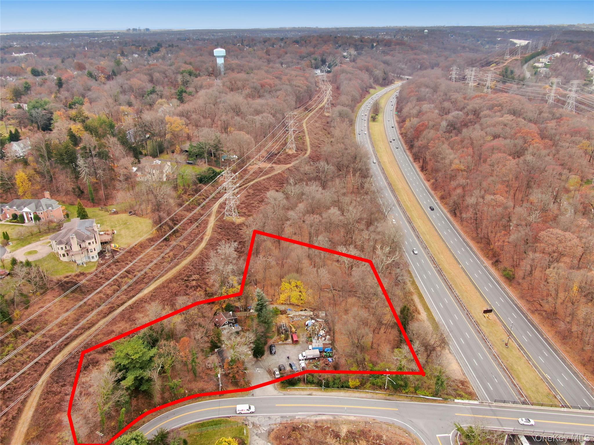 451 Underhill Road Scarsdale, NY 10583 - Photo 2 of 6 Aerial overview of property's location featuring property parcel outlined