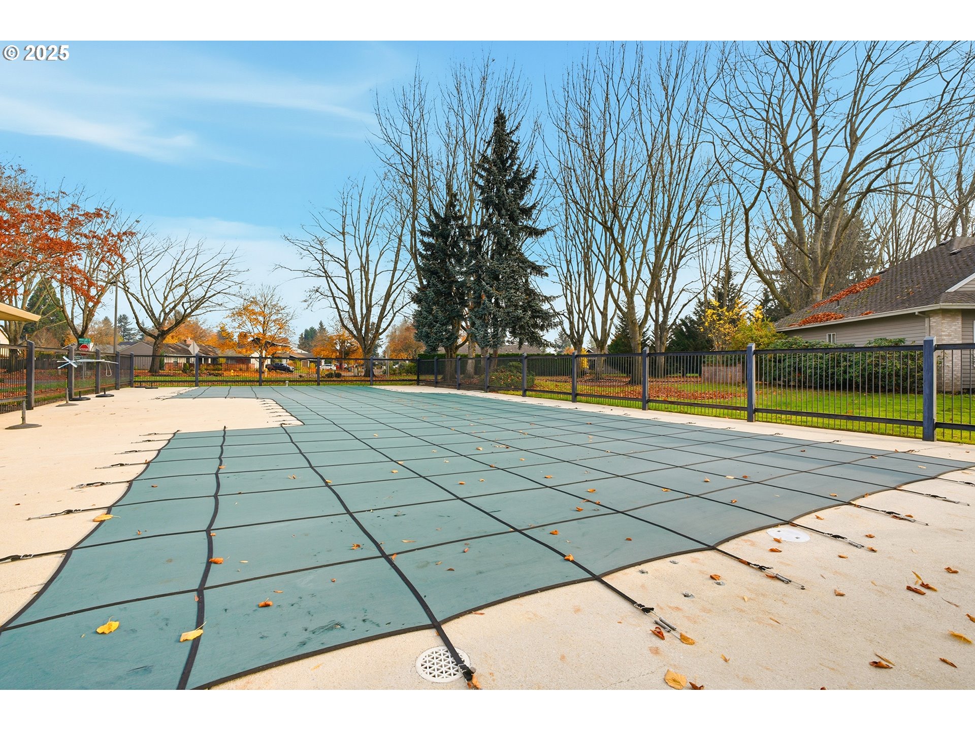 7430 Southwest Greens View Court Wilsonville, OR 97070 - Photo 44 of 48 a view of backyard space