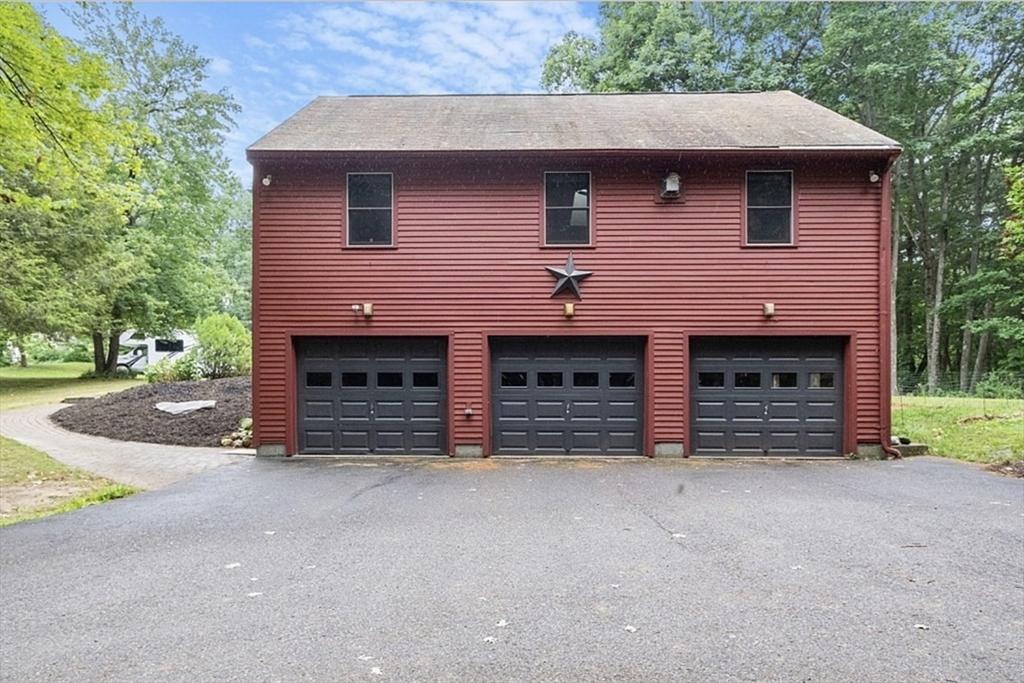 19 Battles Road Westminster, MA 01473 - Photo 18 of 31 Gallery Image 18