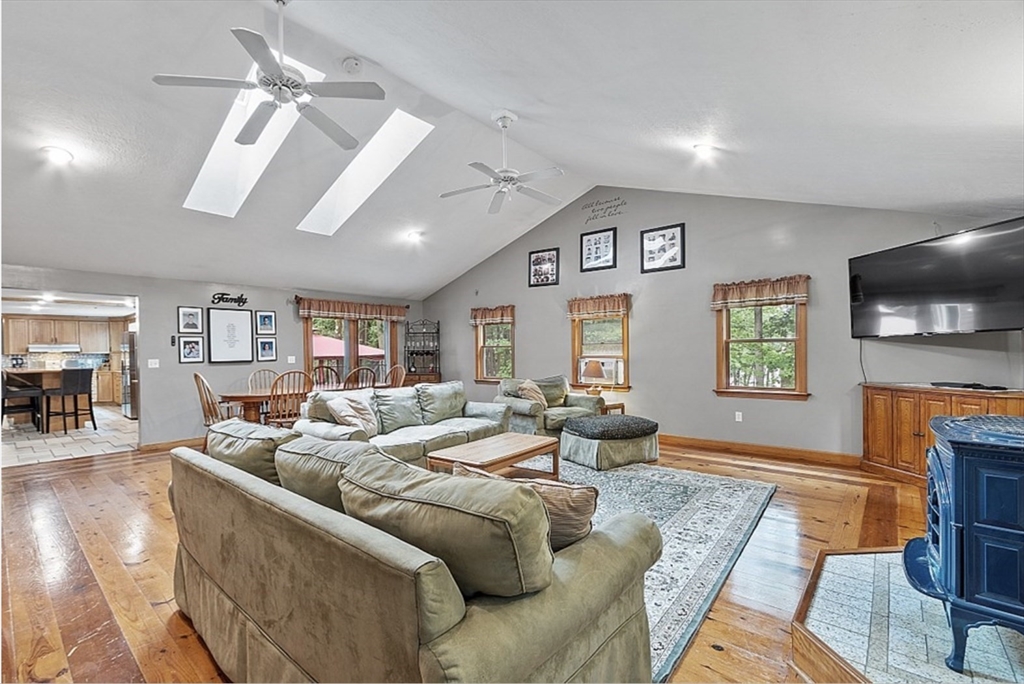 19 Battles Road Westminster, MA 01473 - Photo 2 of 31 Gallery Image 2
