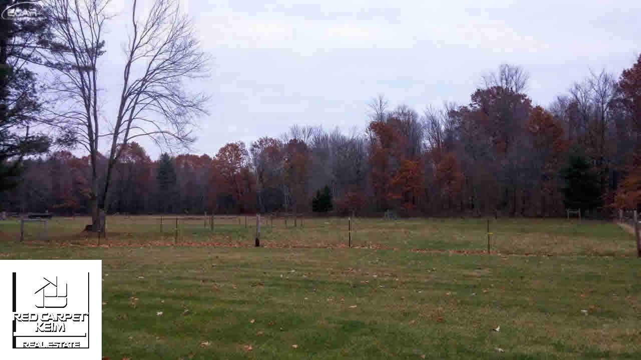5222 Lonsberry Road Columbiaville, MI 48421 - Photo 33 of 36 21389642-32.JPG